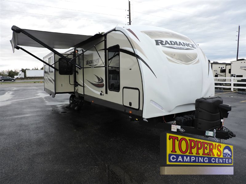 Cruiser Radiance 33RSTS Travel Trailer