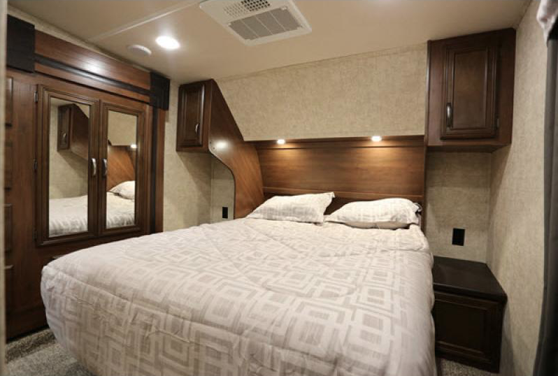 bedroom in sandpiper fifth wheel