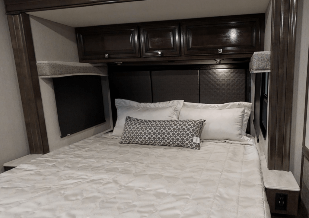 11 Awesome RV Bedroom Ideas